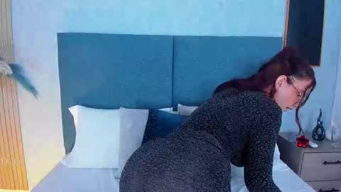 Snapshot of laura_ivy chatting on 28, 2, 2026 LauraIvy online show from 28, 2, 2026