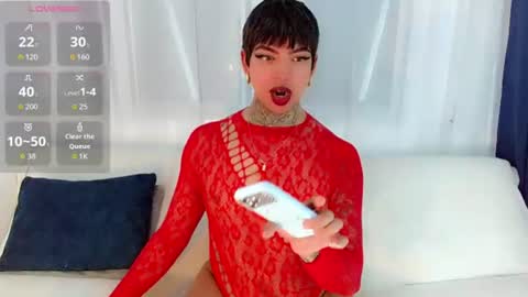 Snapshot of laura_sweet7 chatting on 18, 7, 2026 Laura online show from 18, 7, 2026