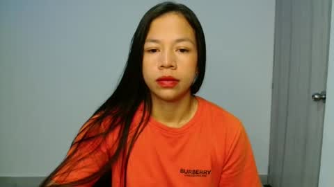 lauracb          online show from 18, 3, 2026