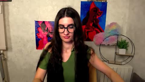 Laura online show from 30, 10, 2025