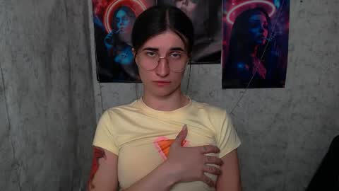 Laura online show from 4, 6, 2026