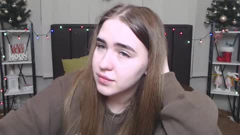 LauraHlot online show from 6, 1, 2025