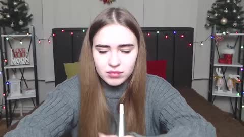 LauraHlot online show from 6, 1, 2025
