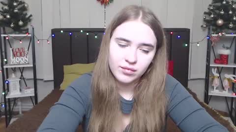 LauraHlot online show from 15, 1, 2025