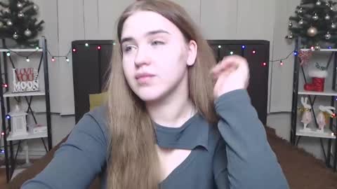 LauraHlot online show from 16, 1, 2025