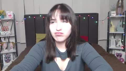 LauraHlot online show from 28, 1, 2025