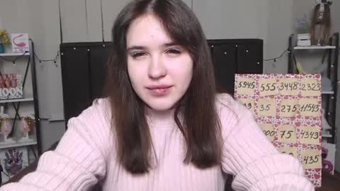 LauraHlot online show from 7, 2, 2025