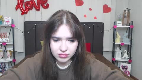 LauraHlot online show from 13, 2, 2025