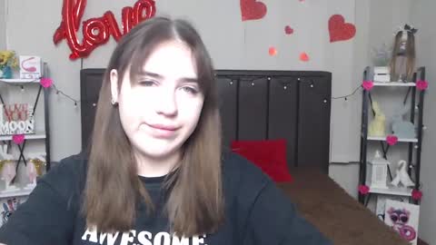 LauraHlot online show from 17, 2, 2025