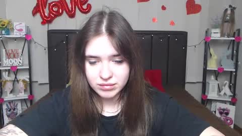 LauraHlot online show from 17, 2, 2025