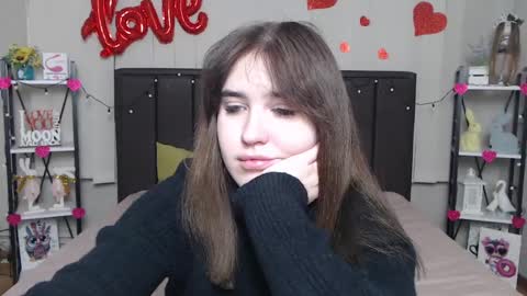 LauraHlot online show from 24, 2, 2025