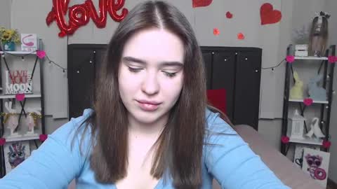 LauraHlot online show from 27, 2, 2025