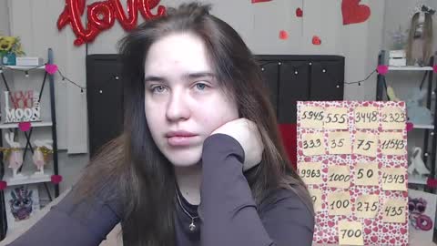 LauraHlot online show from 12, 3, 2025