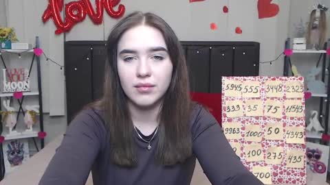 LauraHlot online show from 12, 3, 2025