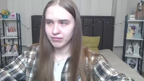 LauraHlot online show from 17, 9, 2025