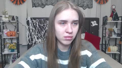 LauraHlot online show from 24, 10, 2025