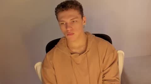 Laureent online show from 10, 2, 2026