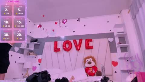 Laurem online show from 2, 3, 2025