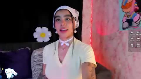 Snapshot of lauren_camila1 chatting on 29, 7, 2026 Lau online show from 29, 7, 2026
