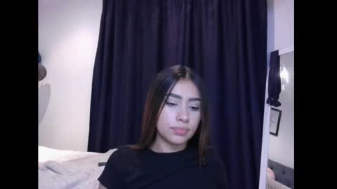 Lauren Clauz online show from 20, 11, 2025