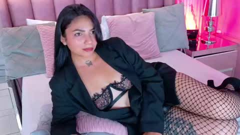 Snapshot of laurenbecker_ chatting on 14, 5, 2026 Lauren online show from 14, 5, 2026