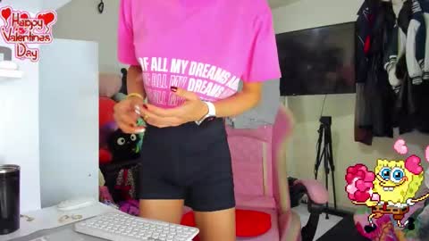 Snapshot of laurencesophiets chatting on 18, 2, 2026 SF online show from 18, 2, 2026