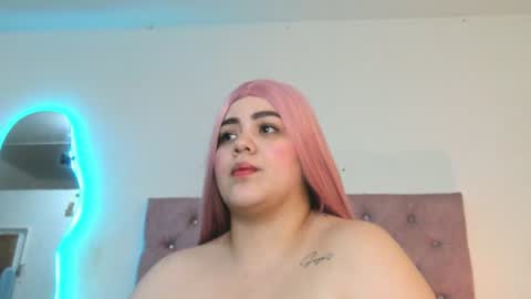Snapshot of laurenlaine99 chatting on 16, 7, 2026 laurenlaine online show from 16, 7, 2026