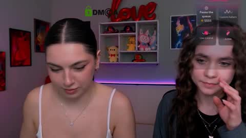 Snapshot of laurenmurrr chatting on 27, 2, 2026 Laure online show from 27, 2, 2026