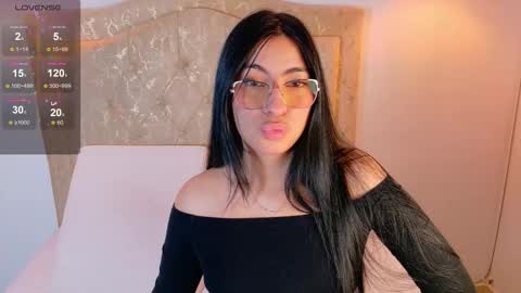 laurenn_smitth online show from 27, 11, 2025