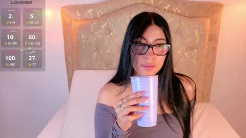 laurenn_smitth online show from 21, 5, 2026