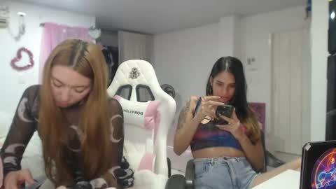 Snapshot of laurenphillipsx chatting on 13, 2, 2026 Lauren online show from 13, 2, 2026