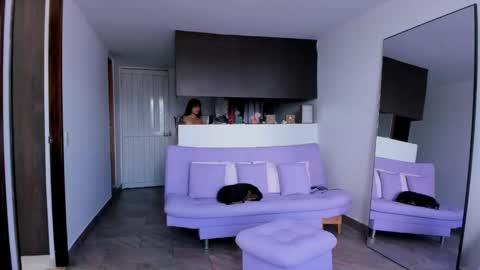 Lucie  online show from 10, 9, 2025