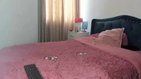 daniela angel     online show from 11, 9, 2025