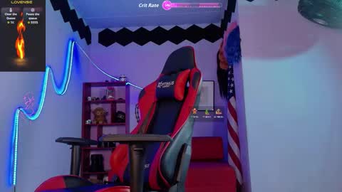 Snapshot of lauri_greeneyes1 chatting on 22, 10, 2025 ANA LAURA online show from 22, 10, 2025