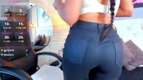 Snapshot of lauryn__brown chatting on 15, 7, 2026 Lauryn online show from 15, 7, 2026