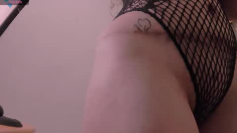 Lauu G online show from 3, 1, 2025