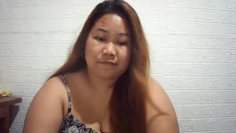 Snapshot of lavalyn214 chatting on 9, 6, 2026 lavalyn214 online show from 9, 6, 2026