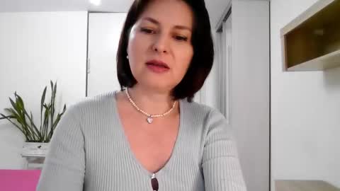 Diana  online show from 6, 11, 2025