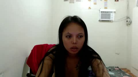 Snapshot of lavvenderr chatting on 3, 7, 2026 lavvenderr online show from 3, 7, 2026