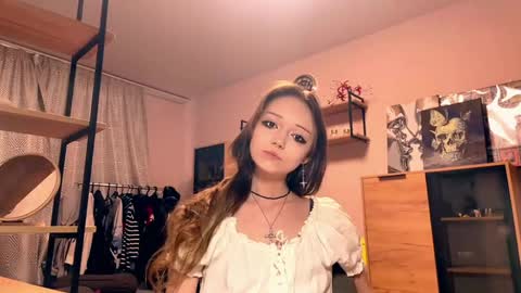 Snapshot of lawanafrontera chatting on 12, 5, 2026 IVI online show from 12, 5, 2026