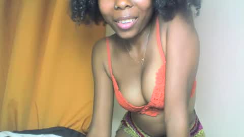 layannek online show from 22, 9, 2025