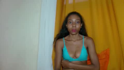 layannek online show from 2, 2, 2026