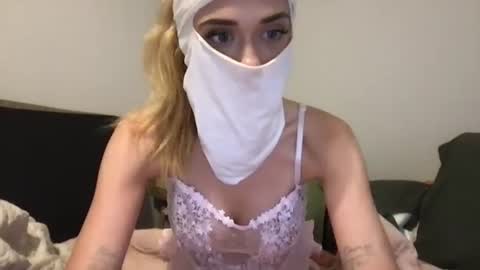 layla1092017 online show from 24, 7, 2026