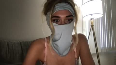 layla1092017 online show from 29, 7, 2026