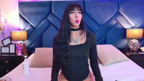 Snapshot of laylaadoll_ chatting on 27, 4, 2026 Lau online show from 27, 4, 2026