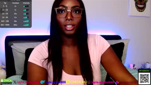 laylaariana online show from 7, 10, 2025