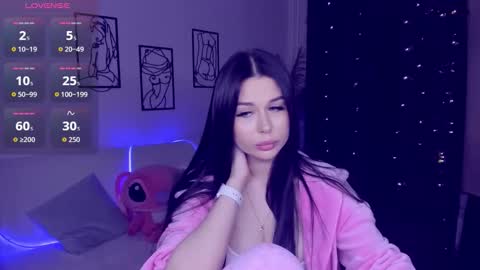 Snapshot of laylagreat chatting on 8, 10, 2025 laylagreat online show from 8, 10, 2025