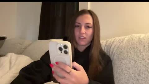 laylahlaylah1 online show from 5, 11, 2025