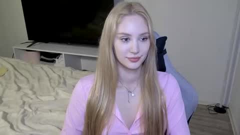 Snapshot of laylapretty001 chatting on 24, 2, 2026 LaylaPretty001 online show from 24, 2, 2026