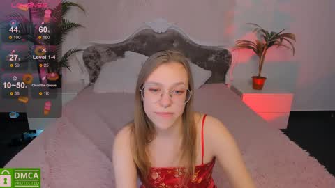 layriantavee online show from 7, 1, 2025